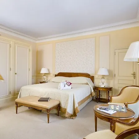 Готель Carlton Cannes, A Regent Канни