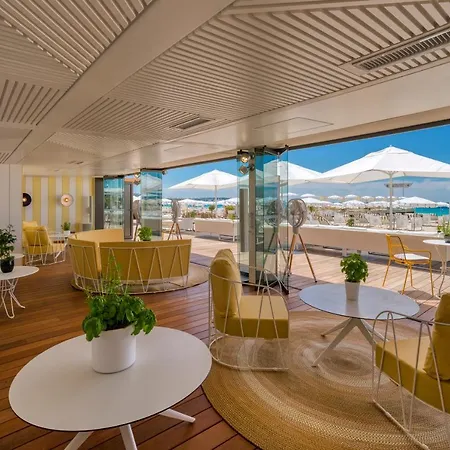 Carlton Cannes, A Regent 5* Канни