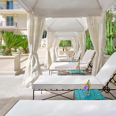 Готель Carlton Cannes, A Regent
