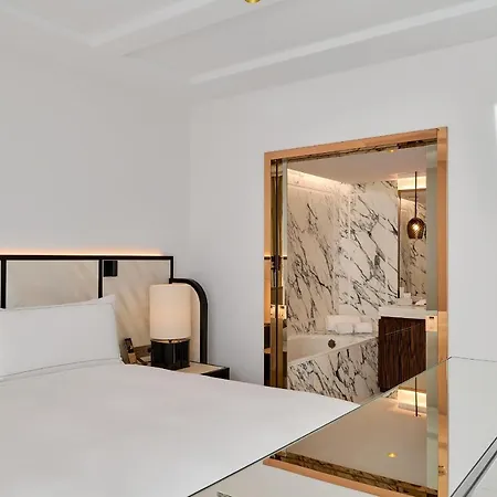 Carlton Cannes, A Regent Готель 5*