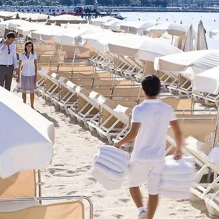 Carlton Cannes, A Regent Готель