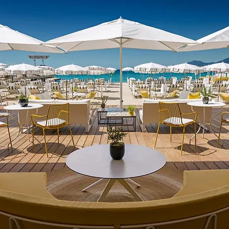Intercontinental Carlton 5*