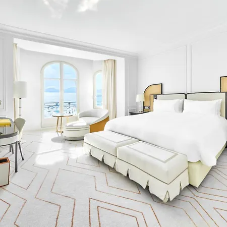 Carlton Cannes, A Regent מלון 5*