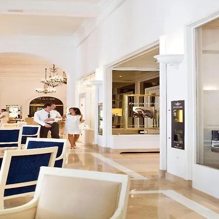 מלון Carlton Cannes, A Regent 5*